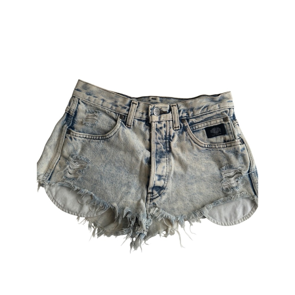 Harley Davidson Women's Blue Acid Wash Distressed Cut Off Denim Shorts Size 28